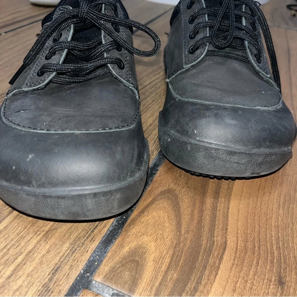 CROCS Mens 7 Women 9 Velocity Slip-Resistant Lace-up Comfort Work Sneakers Black - Picture 6 of 7